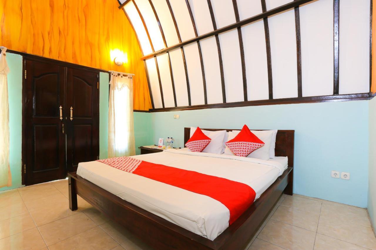 Oyo 1365 Sunrise Lumbung Otel Gili Trawangan Dış mekan fotoğraf